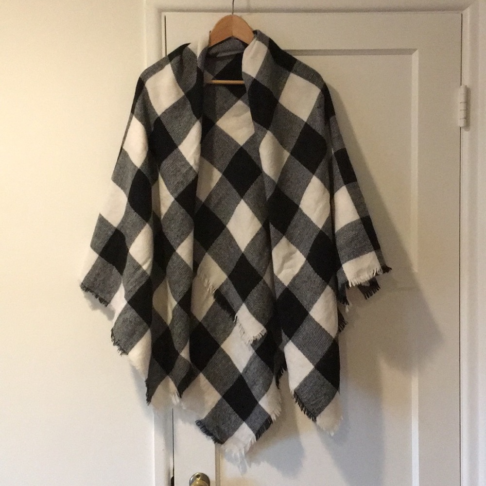 Buffalo Checkered Blanket Scarf
